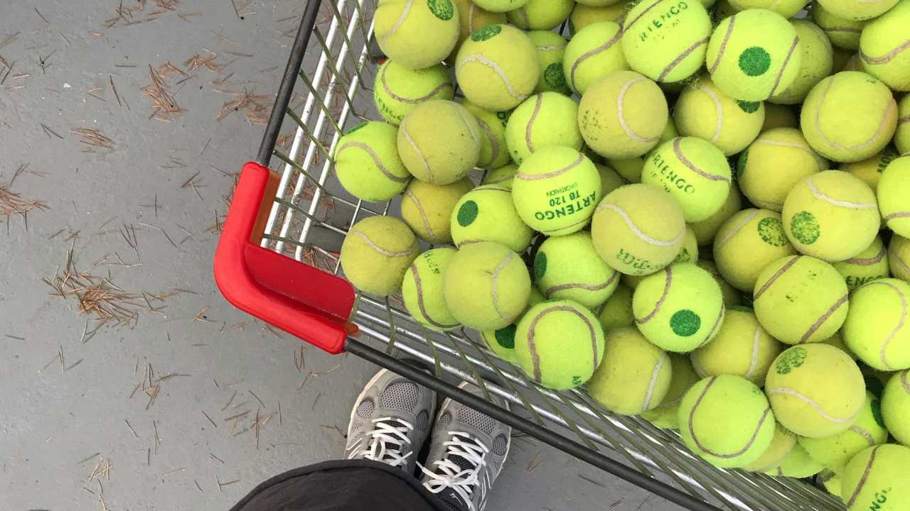 tennis shop